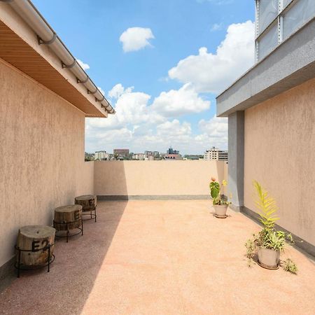 Penthouse Rooftop Studio With King Bed Nairobi Exterior photo