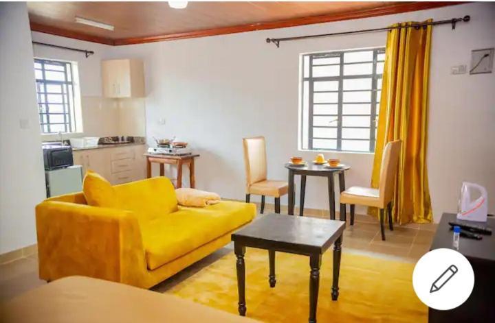 Penthouse Rooftop Studio With King Bed Nairobi Exterior photo